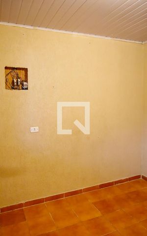 Casa à venda com 171m², 2 quartos e 2 vagas Casa à venda com 171m², 2 quartos e 2 vagasQuarto 4