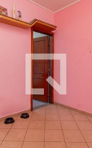 Casa à venda com 157m², 3 quartos e 6 vagas Casa à venda com 157m², 3 quartos e 6 vagasSuíte 2