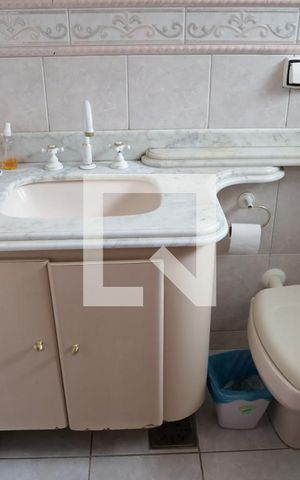 Casa de condomínio para alugar com 296m², 3 quartos e 2 vagasQuarto 2