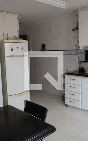 Casa de condomínio para alugar com 296m², 3 quartos e 2 vagasCozinha