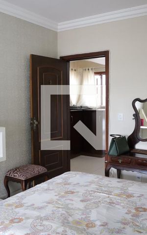 Casa de condomínio para alugar com 296m², 3 quartos e 2 vagasQuarto 3