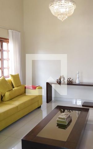 Casa de condomínio para alugar com 296m², 3 quartos e 2 vagasSala