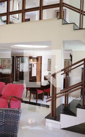 Casa de condomínio para alugar com 296m², 3 quartos e 2 vagasSala