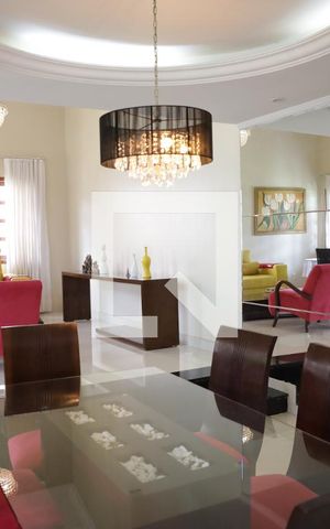 Casa de condomínio para alugar com 296m², 3 quartos e 2 vagasSala