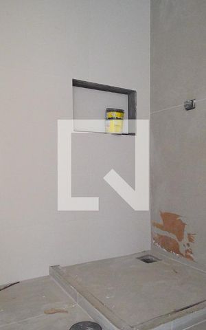 Casa de condomínio à venda com 128m², 3 quartos e 2 vagasBanheiro