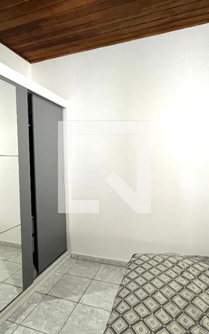 Casa à venda com 300m², 5 quartos e 3 vagas Casa à venda com 300m², 5 quartos e 3 vagasSuite Edícula