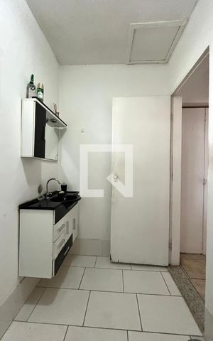 Casa à venda com 300m², 5 quartos e 3 vagas Casa à venda com 300m², 5 quartos e 3 vagasLavabo
