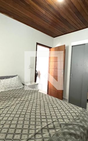 Casa à venda com 300m², 5 quartos e 3 vagas Casa à venda com 300m², 5 quartos e 3 vagasSuite Edícula