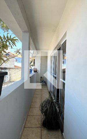 Casa à venda com 300m², 5 quartos e 3 vagas Casa à venda com 300m², 5 quartos e 3 vagasVaranda da Sala