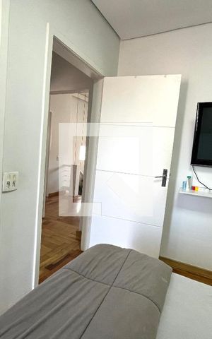 Casa à venda com 300m², 5 quartos e 3 vagas Casa à venda com 300m², 5 quartos e 3 vagasSuite