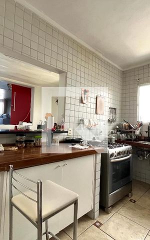Casa à venda com 300m², 5 quartos e 3 vagas Casa à venda com 300m², 5 quartos e 3 vagasCozinha