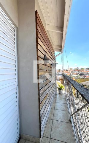 Casa à venda com 300m², 5 quartos e 3 vagas Casa à venda com 300m², 5 quartos e 3 vagasVaranda da Suíte