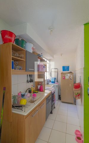 Apartamento à venda com 44m², 2 quartos e 1 vaga Apartamento à venda com 44m², 2 quartos e 1 vagaCozinha e Área de Serviço