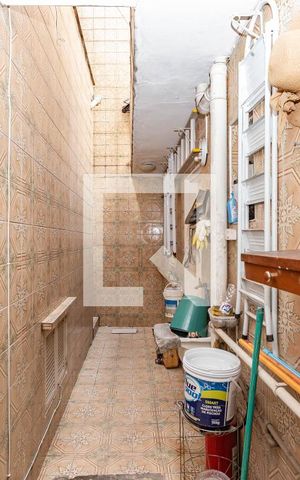 Casa à venda com 300m², 4 quartos e 4 vagas Casa à venda com 300m², 4 quartos e 4 vagasÁrea de Serviço