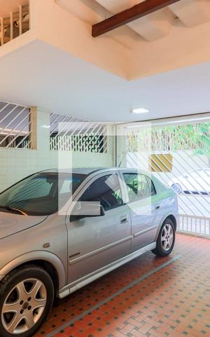 Casa para alugar com 170m², 3 quartos e 2 vagas Casa para alugar com 170m², 3 quartos e 2 vagasGaragem