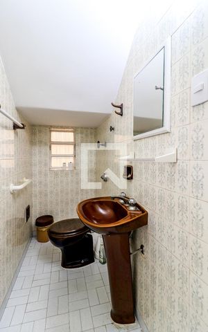 Casa para alugar com 170m², 3 quartos e 2 vagas Casa para alugar com 170m², 3 quartos e 2 vagasLavabo