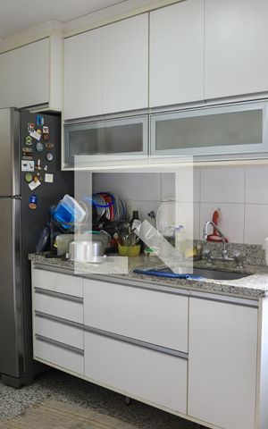 Apartamento para alugar com 136m², 3 quartos e 2 vagas Apartamento para alugar com 136m², 3 quartos e 2 vagasCozinha