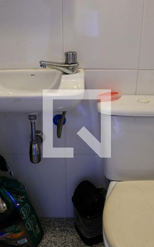 Apartamento para alugar com 136m², 3 quartos e 2 vagas Apartamento para alugar com 136m², 3 quartos e 2 vagasBanheiro de serviço