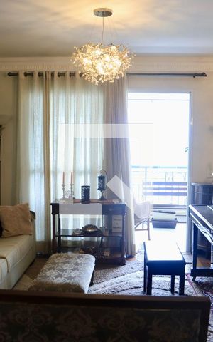 Apartamento para alugar com 136m², 3 quartos e 2 vagas Apartamento para alugar com 136m², 3 quartos e 2 vagasSala