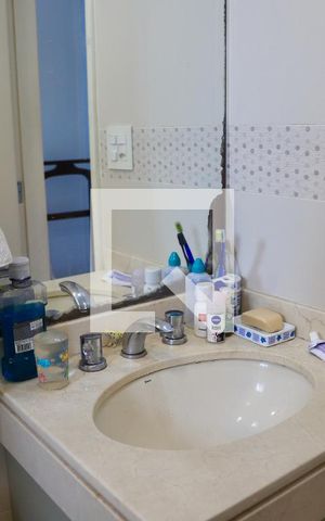 Apartamento para alugar com 136m², 3 quartos e 2 vagas Apartamento para alugar com 136m², 3 quartos e 2 vagasBanheiro da Suíte 1