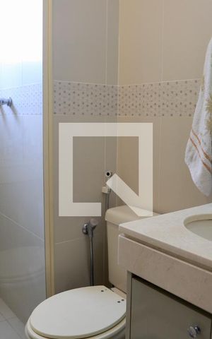 Apartamento para alugar com 136m², 3 quartos e 2 vagas Apartamento para alugar com 136m², 3 quartos e 2 vagasBanheiro da Suíte 1