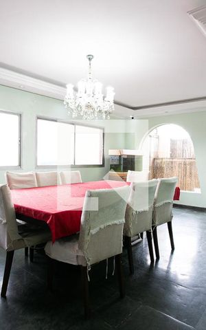 Apartamento à venda com 360m², 4 quartos e 4 vagas Apartamento à venda com 360m², 4 quartos e 4 vagasSala 2