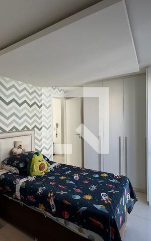Casa de condomínio à venda com 260m², 5 quartos e 2 vagas Casa de condomínio à venda com 260m², 5 quartos e 2 vagasSuíte 4