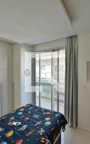 Casa de condomínio à venda com 260m², 5 quartos e 2 vagas Casa de condomínio à venda com 260m², 5 quartos e 2 vagasSuíte 4