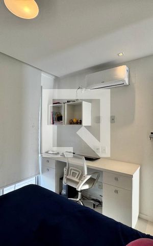 Casa de condomínio à venda com 260m², 5 quartos e 2 vagas Casa de condomínio à venda com 260m², 5 quartos e 2 vagasSuíte 2