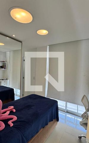 Casa de condomínio à venda com 260m², 5 quartos e 2 vagas Casa de condomínio à venda com 260m², 5 quartos e 2 vagasSuíte 2