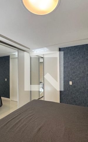 Casa de condomínio à venda com 260m², 5 quartos e 2 vagas Casa de condomínio à venda com 260m², 5 quartos e 2 vagasSuíte 1