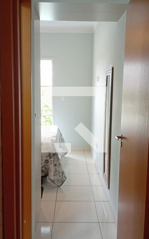 Apartamento para alugar com 111m², 3 quartos e 2 vagas Apartamento para alugar com 111m², 3 quartos e 2 vagasCorredor