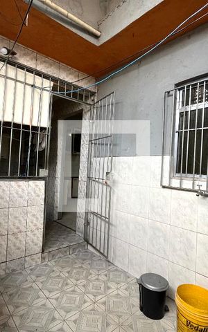 Casa à venda com 309m², 4 quartos e 2 vagas Casa à venda com 309m², 4 quartos e 2 vagasÁrea de Serviço