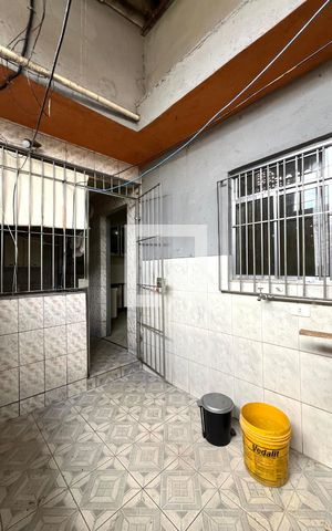Casa à venda com 309m², 4 quartos e 2 vagas Casa à venda com 309m², 4 quartos e 2 vagasÁrea de Serviço