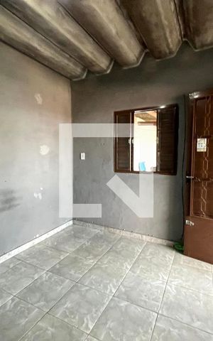 Casa à venda com 309m², 4 quartos e 2 vagas Casa à venda com 309m², 4 quartos e 2 vagasQuarto de Serviço