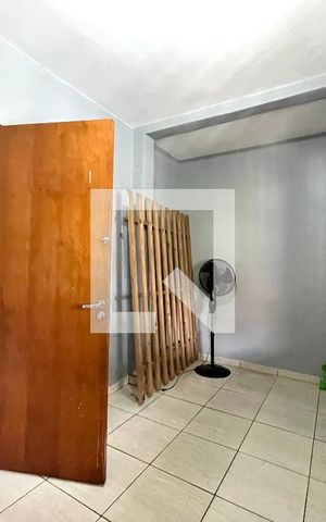 Casa à venda com 309m², 4 quartos e 2 vagas Casa à venda com 309m², 4 quartos e 2 vagasQuarto 2