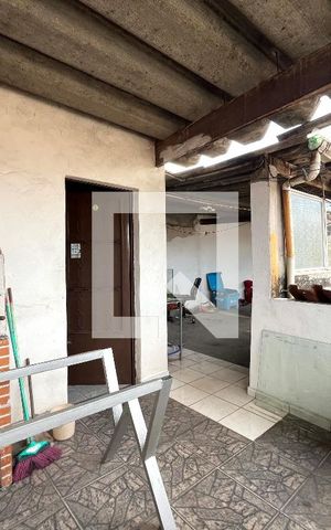 Casa à venda com 309m², 4 quartos e 2 vagas Casa à venda com 309m², 4 quartos e 2 vagasChurrasqueira