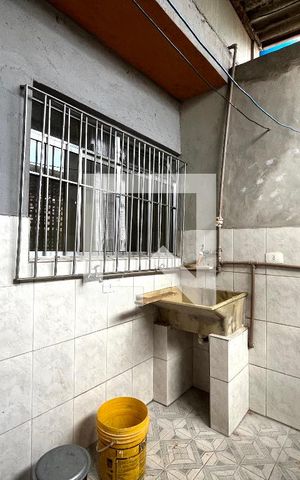 Casa à venda com 309m², 4 quartos e 2 vagas Casa à venda com 309m², 4 quartos e 2 vagasÁrea de Serviço