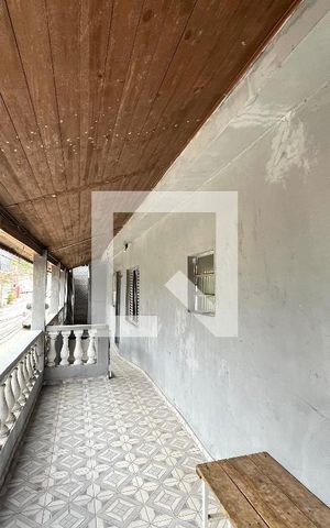 Casa à venda com 309m², 4 quartos e 2 vagas Casa à venda com 309m², 4 quartos e 2 vagasÁrea externa