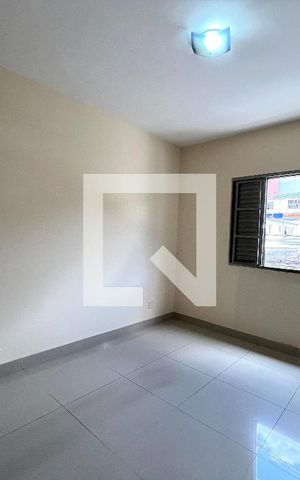 Casa à venda com 309m², 4 quartos e 2 vagas Casa à venda com 309m², 4 quartos e 2 vagasSuite
