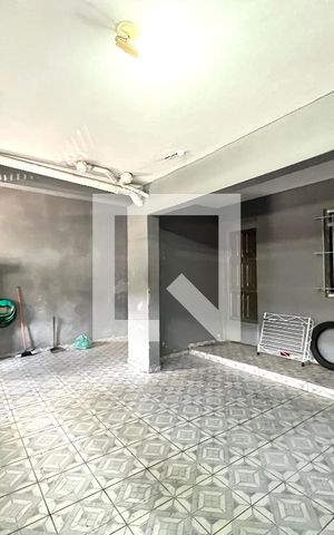Casa à venda com 309m², 4 quartos e 2 vagas Casa à venda com 309m², 4 quartos e 2 vagasGaragem