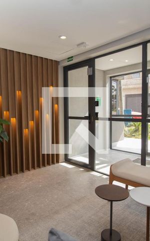 Studio à venda com 26m², 1 quarto e sem vaga Studio à venda com 26m², 1 quarto e sem vagaHall social