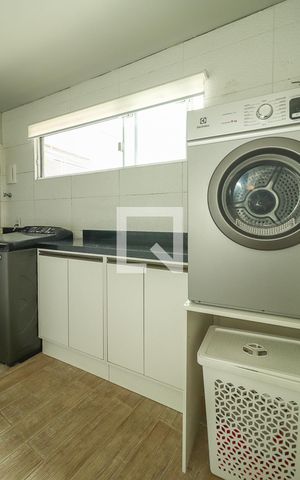 Apartamento à venda com 160m², 3 quartos e 1 vaga Apartamento à venda com 160m², 3 quartos e 1 vagaÁrea de Serviço