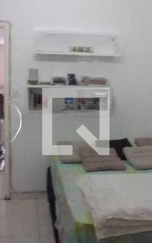 Casa de condomínio à venda com 480m², 3 quartos e 1 vaga