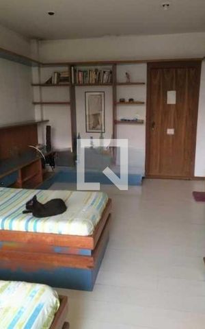 Casa à venda com 723m², 6 quartos e 8 vagas