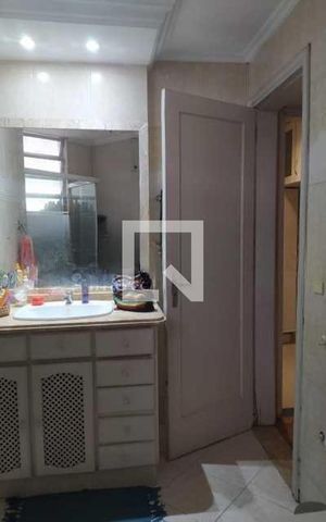 Apartamento à venda com 78m², 2 quartos e sem vaga