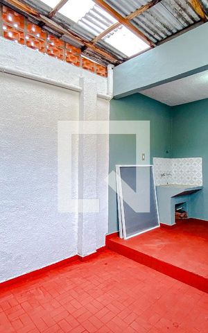 Casa à venda com 120m², 2 quartos e 1 vagaÁrea externa