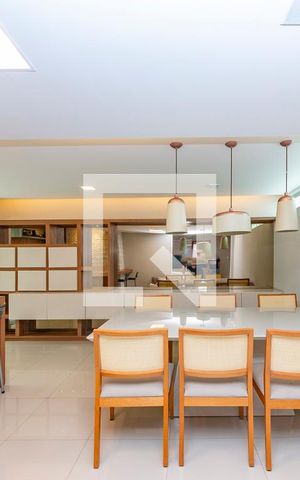 Apartamento à venda com 168m², 3 quartos e 2 vagas Apartamento à venda com 168m², 3 quartos e 2 vagasSala 2