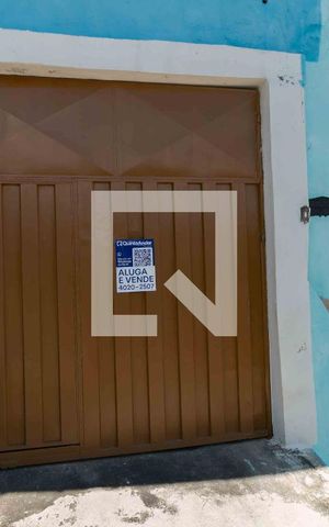 Casa à venda com 360m², 5 quartos e 2 vagas Casa à venda com 360m², 5 quartos e 2 vagasPlaquinha
