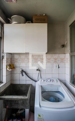 Apartamento para alugar com 60m², 2 quartos e 1 vaga Apartamento para alugar com 60m², 2 quartos e 1 vagaÁrea de Serviço